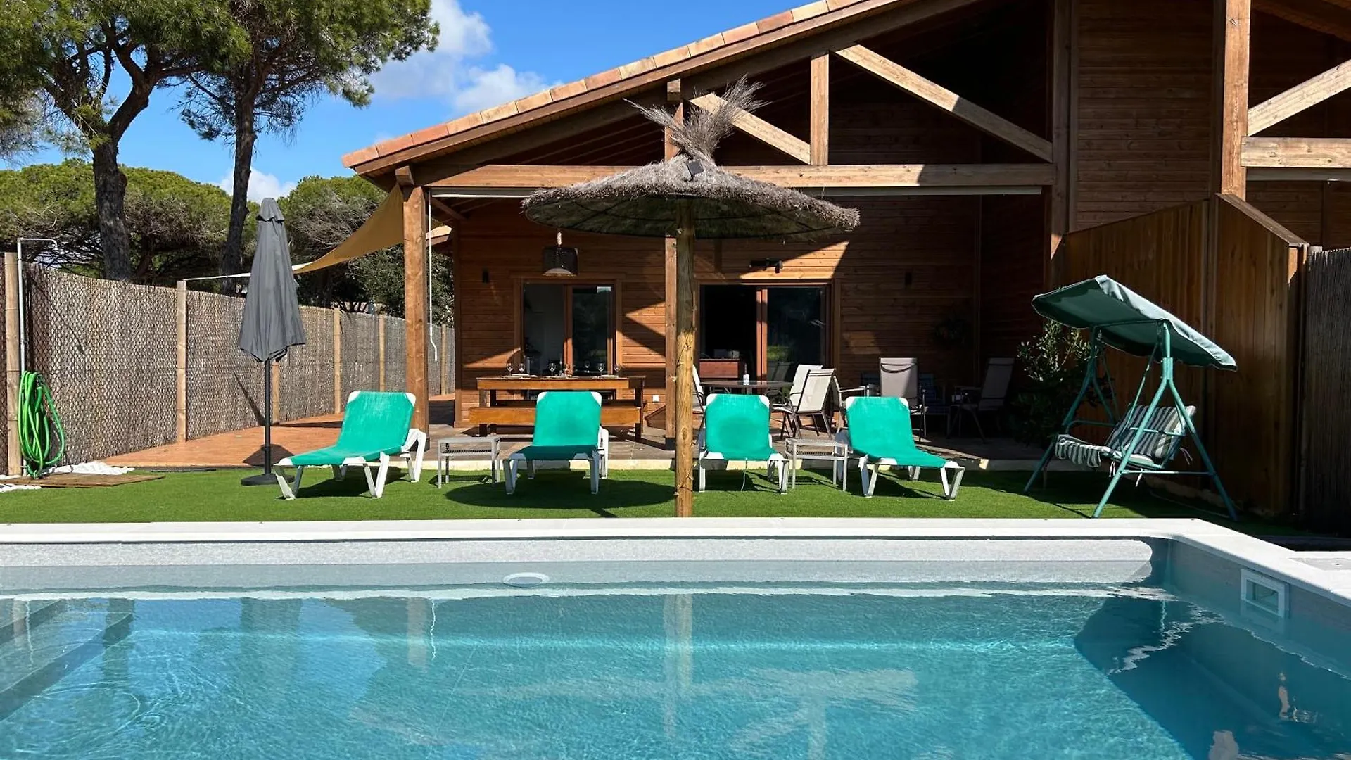 Villas Magnolia Y Brezo contacts